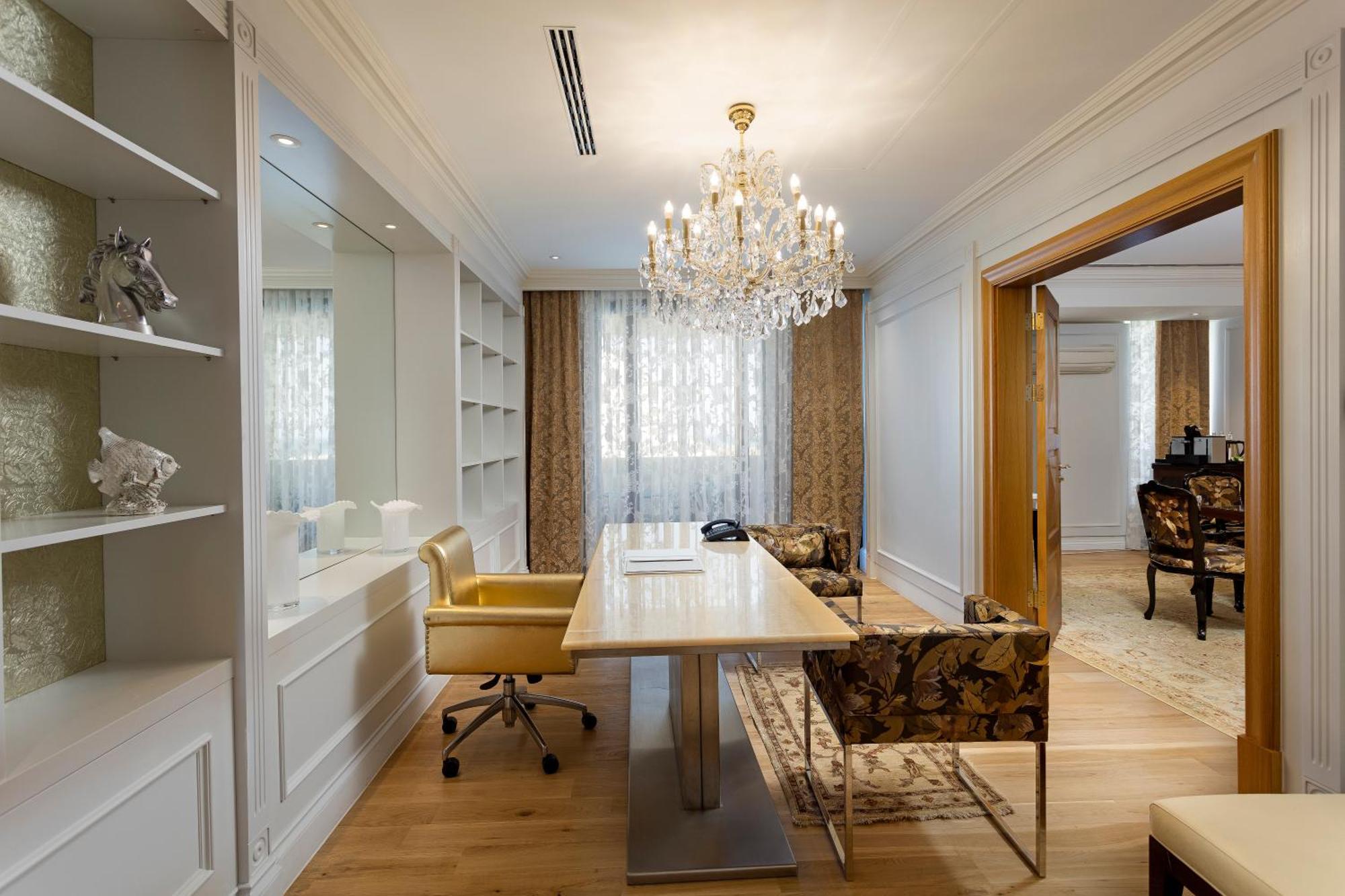 Presidential Suite