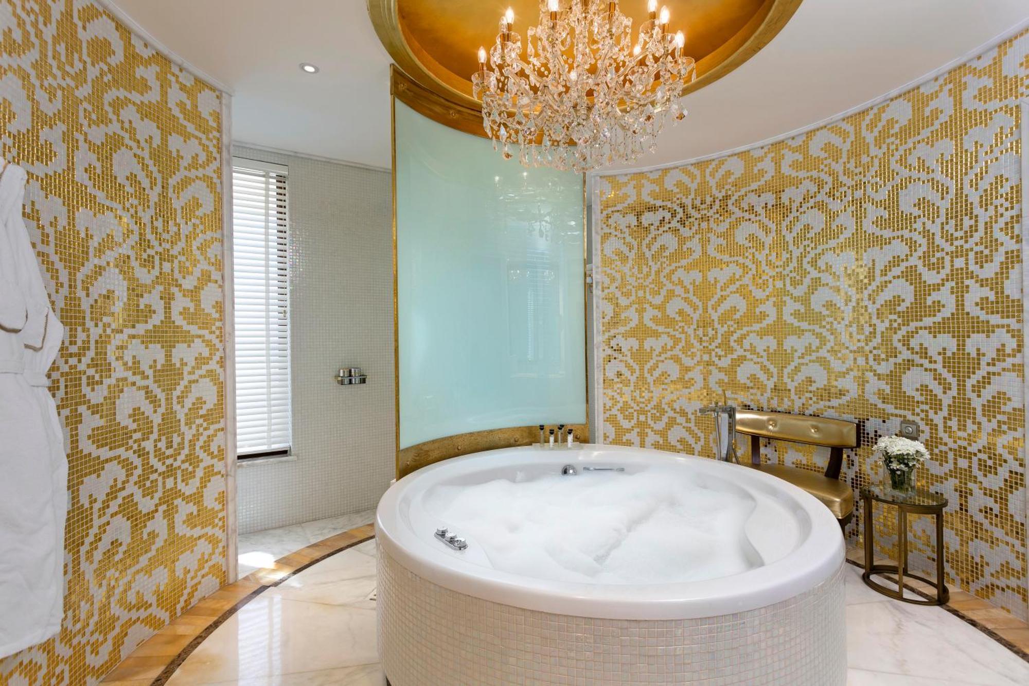 Presidential Suite
